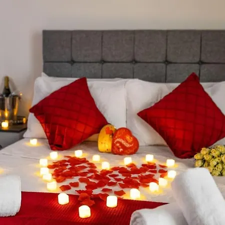 The Rozvi Empire Luxury For Long - Business,relocations & Families, Free Parking, Free Wifi