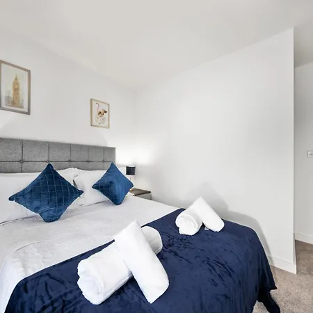 Apartment The Rozvi Empire Luxury For Long - Business,relocations & Families, Free Parking, Free Wifi